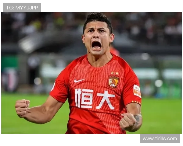 从小球场到世界舞台足球明星的成长历程与奋斗故事